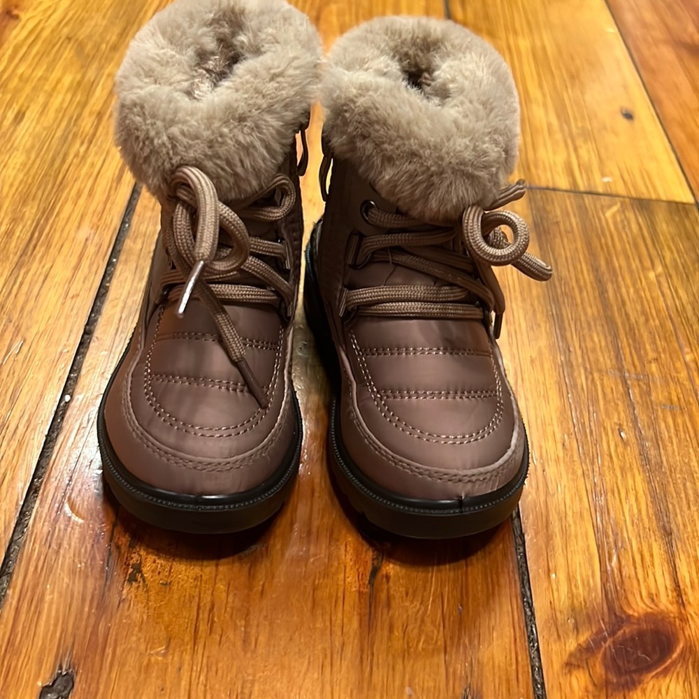 Brown Winter Boots